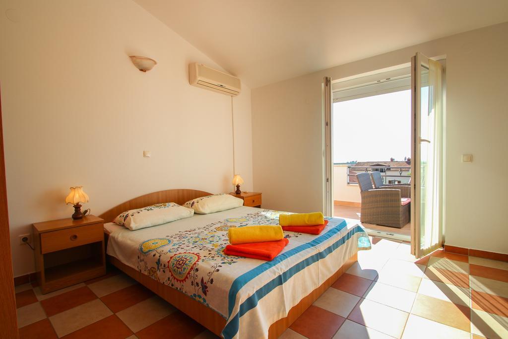 Apartments Miani Novigrad Istria Eksteriør bilde