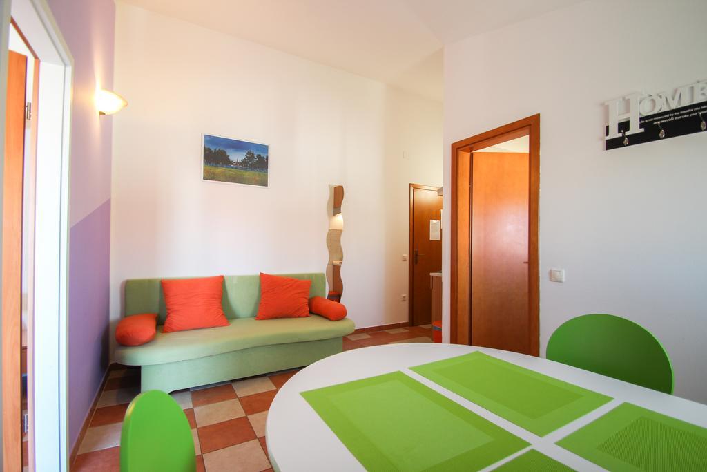 Apartments Miani Novigrad Istria Eksteriør bilde